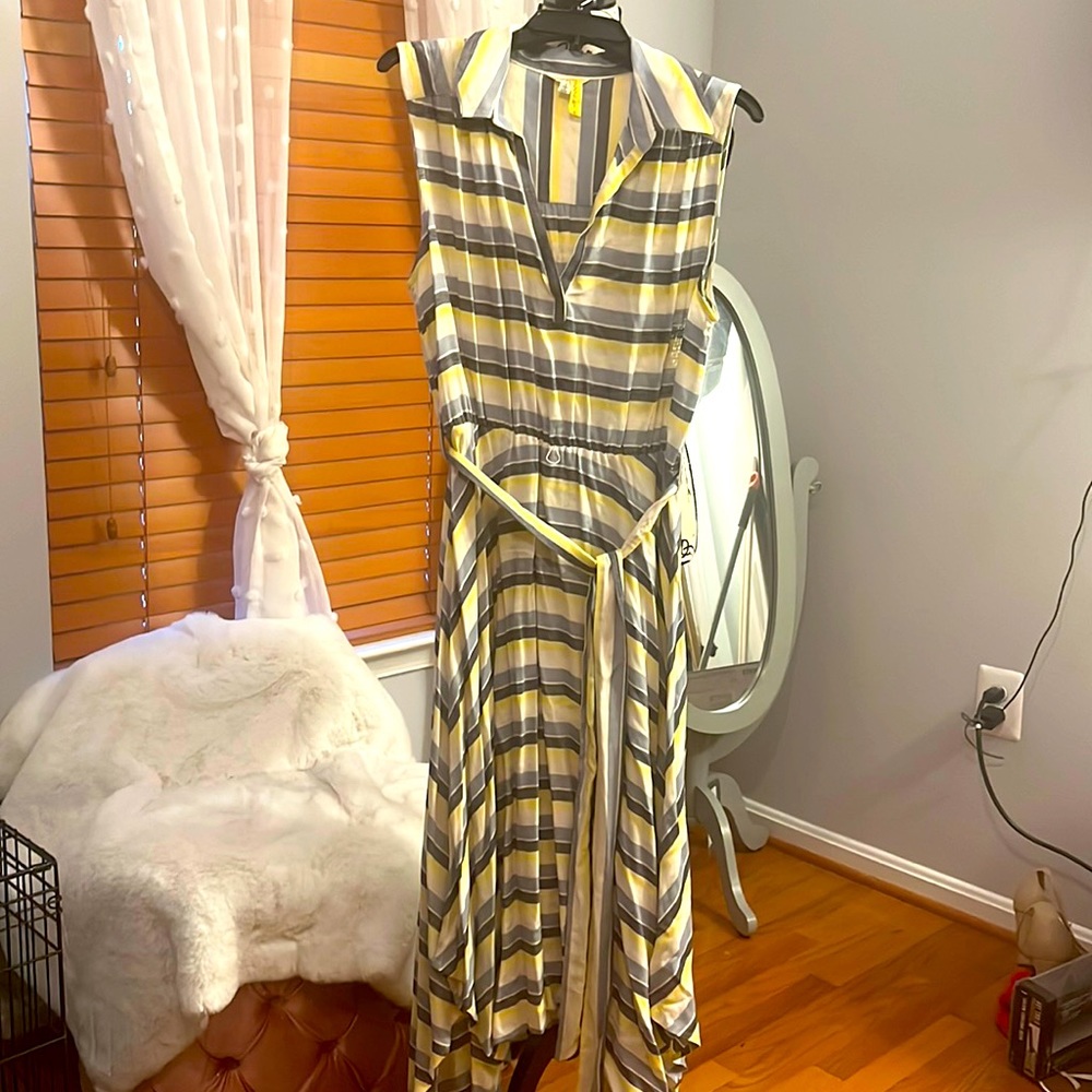 Striped sleeveless dress